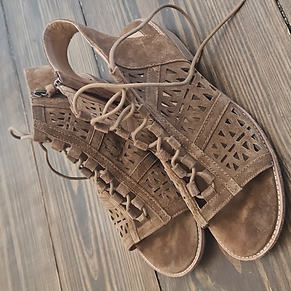 Sofft Nora Leather Lace Up Sandal Size 10
